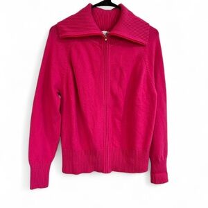 St. John Fuchsia Cashmere Sweater